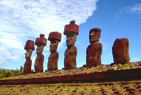 Moai statues